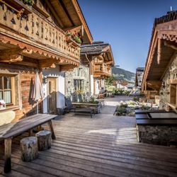 Almdorf Flachau - Aussenansicht Promi Alm