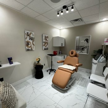 Rove Wellness & Medspa - One of our patient rooms. Where the magic happens! - Medical Spas Near Me - Las Vegas, Nevada Rove Wellness & Medspa - One of our patient rooms. Where the magic happens! - Medical Spas Near Me - Las Vegas, Nevada