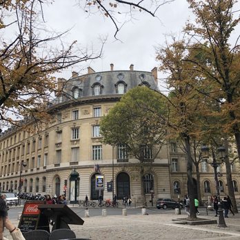 Tabac de la Sorbonne - View of the area - Bars Near Me - Paris, 75 Tabac de la Sorbonne - View of the area - Bars Near Me - Paris, 75