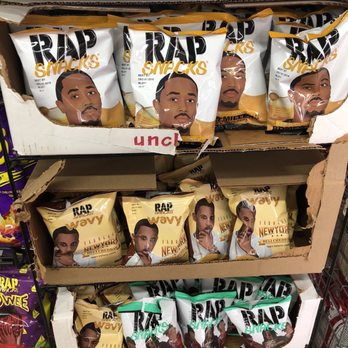 Buscemi's Pizza - a shelf of snacks - Pizza Near Me - Roseville, Michigan