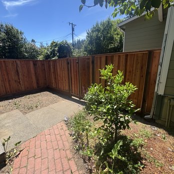 Junniors Construction - Fence installed - Masonry/Concrete Near Me