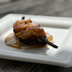 Sumac - Local pig