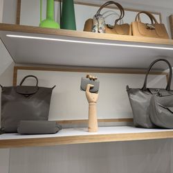 Longchamp Woodbury Commons