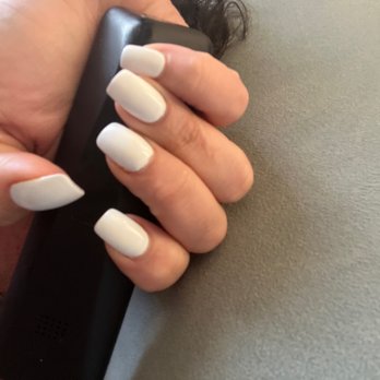 Vipro Nails Lounge - All white - Eyelash Service Near Me - Fredericksburg, Virginia