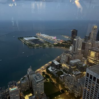 CloudBar - 360 CHICAGO - Bars Near Me - Chicago, Illinois CloudBar - 360 CHICAGO - Bars Near Me - Chicago, Illinois