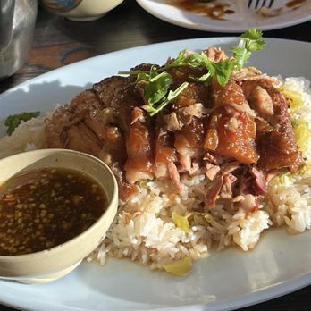 Ruen Pair - Thai Near Me - Los Angeles, California Ruen Pair - Thai Near Me - Los Angeles, California