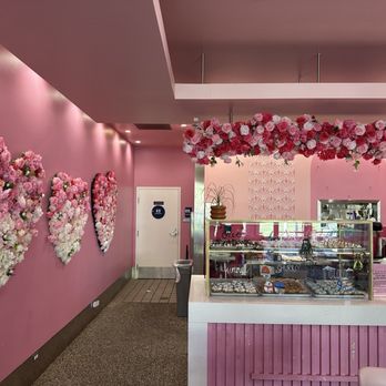 TOMO Tea House - Inside - Bubble Tea Near Me - Davis, California