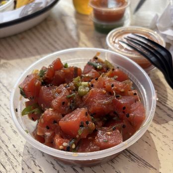 Bear Flag Fish - Poke - Seafood Markets Near Me - Newport Beach, California