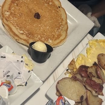 Keke's Breakfast Cafe - 1 Pancake Combo - Breakfast & Brunch Near Me - Orlando, Florida Keke's Breakfast Cafe - 1 Pancake Combo - Breakfast & Brunch Near Me - Orlando, Florida