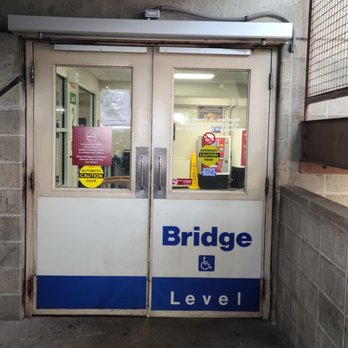 Zeb Saeed, MD - Entrance to hospital - Endocrinologists Near Me - Indianapolis, Indiana