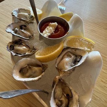 Grotto Fish Market - Kumamotos (Willapa Bay, Washington) (Oct 2025) - Seafood Near Me - Monterey, California Grotto Fish Market - Kumamotos (Willapa Bay, Washington) (Oct 2025) - Seafood Near Me - Monterey, California
