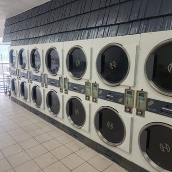 St Albans Laundromat - Dryers - Laundromat Near Me - Queens, New York
