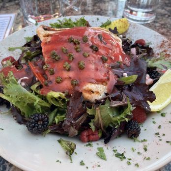 Heroes - Salmon Berry Salad. Yum - American Near Me - Riverside, California