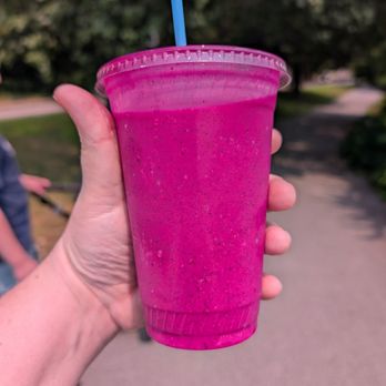 Juiced - Dragon fruit Smoothie - Coffee & Tea Near Me - Hallowell, Maine