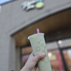 Pearl Tea - Fresh Avocado Smoothie!