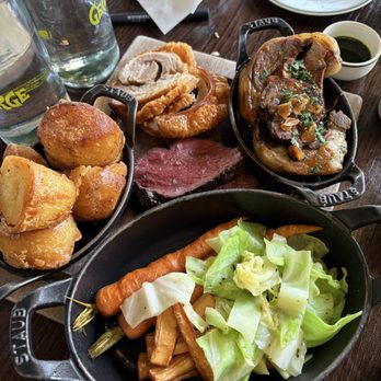The George - Sunday Roast Sharer Board - Pubs Near Me - London, XGL