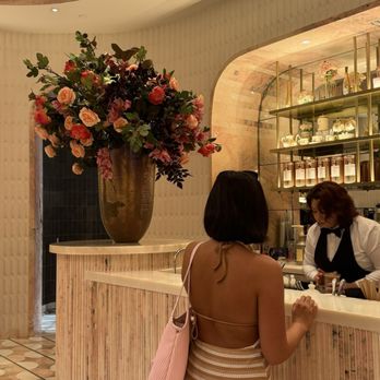 Mylofleur - Fountainbleu - Floral Designers Near Me - Las Vegas, Nevada