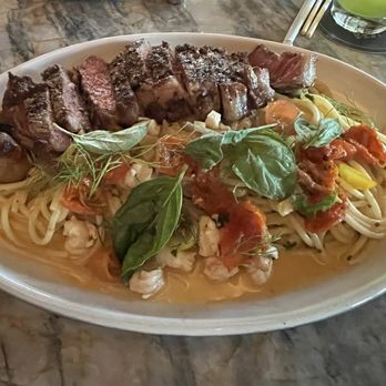 JOEY Dallas - Spaghetti and Sirloin and Lobster Spaghetti - New American Near Me - Dallas, Texas