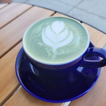 Black Canvas Coffee - Blueberry matcha latte - Breakfast & Brunch Near Me - Beverly Hills, California