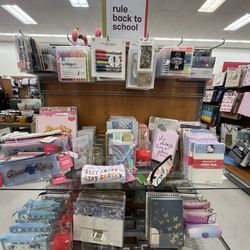 TJ  Maxx