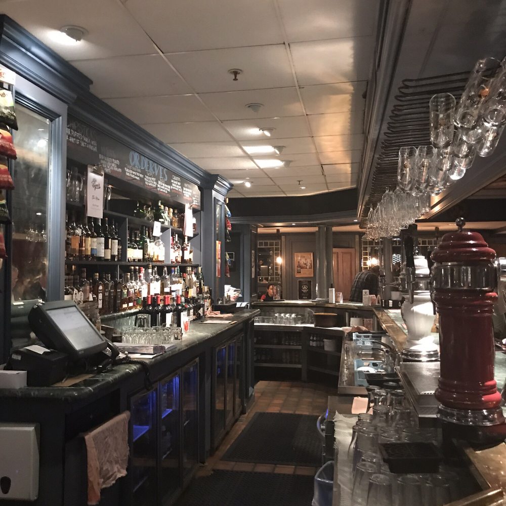Alfie Byrne's - The bar - Pubs Near Me - Dublin, D Alfie Byrne's - The bar - Pubs Near Me - Dublin, D