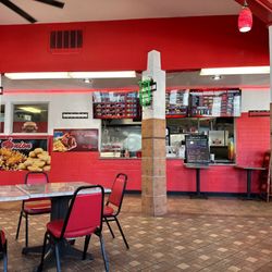  Red Onion - Front counter