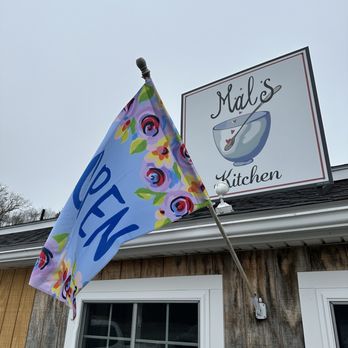 Mal's Kitchen - Breakfast & Brunch Near Me - Abington, Massachusetts Mal's Kitchen - Breakfast & Brunch Near Me - Abington, Massachusetts
