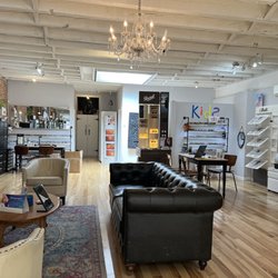 LIC Vision Associates