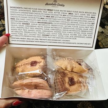 Honolulu Cookie Company - Pineapple, mango and guava flavored cookies - Desserts Near Me - Honolulu, Hawaii