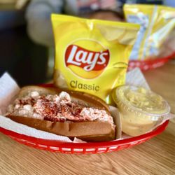 Scarborough Fish & Lobster - Lobster Roll Box with Potato Salad