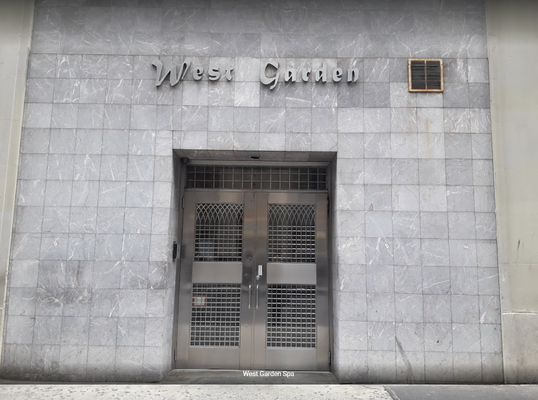 West Garden Spa by null