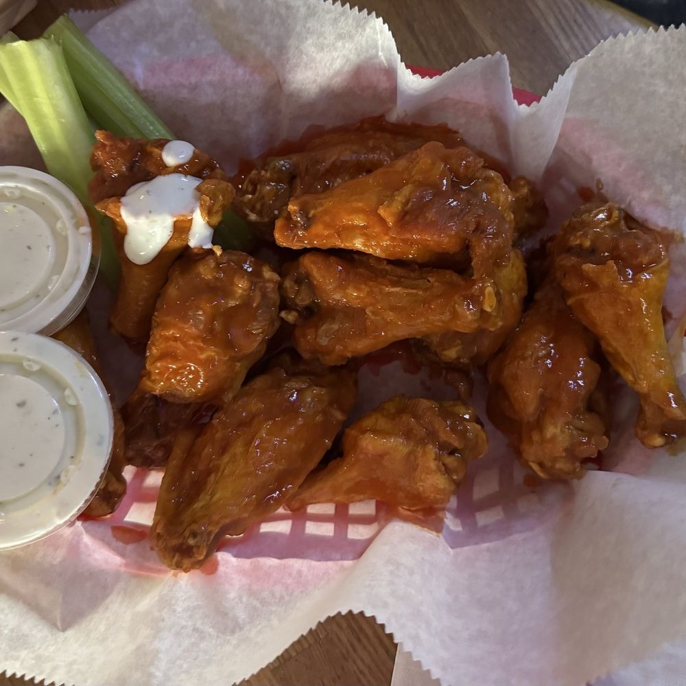 Will Henry's Tavern - Hot wings - Sports Bars Near Me - Lawrenceville, Georgia Will Henry's Tavern - Hot wings - Sports Bars Near Me - Lawrenceville, Georgia