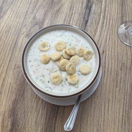 BOWL MV CLAM CHOWDER (16oz)