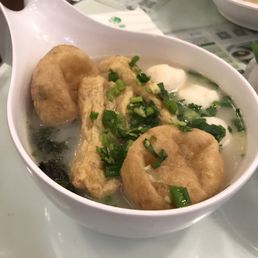 Mixed fish ball and puff seaweed soup Mixed fish ball and puff seaweed soup
