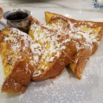 SweetDiner - Classic French Toast - Diners Near Me - Milwaukee, Wisconsin