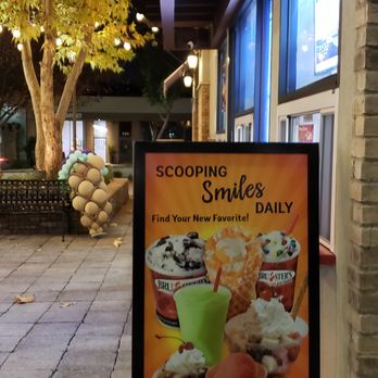 Bruster's Real Ice Cream - Desserts Near Me - La Canada, California