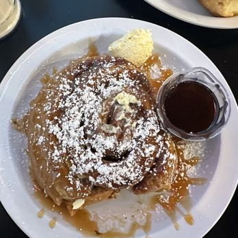 Blue Mound Cafe - Cinnamon French Toast - Cafes Near Me - Decatur, Texas
