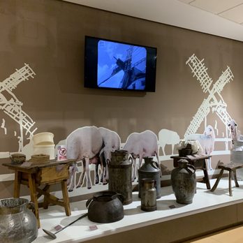 Museo del Queso Manchego - Cheese Museum - Wine Tasting Room Near Me - Toledo, TO Museo del Queso Manchego - Cheese Museum - Wine Tasting Room Near Me - Toledo, TO