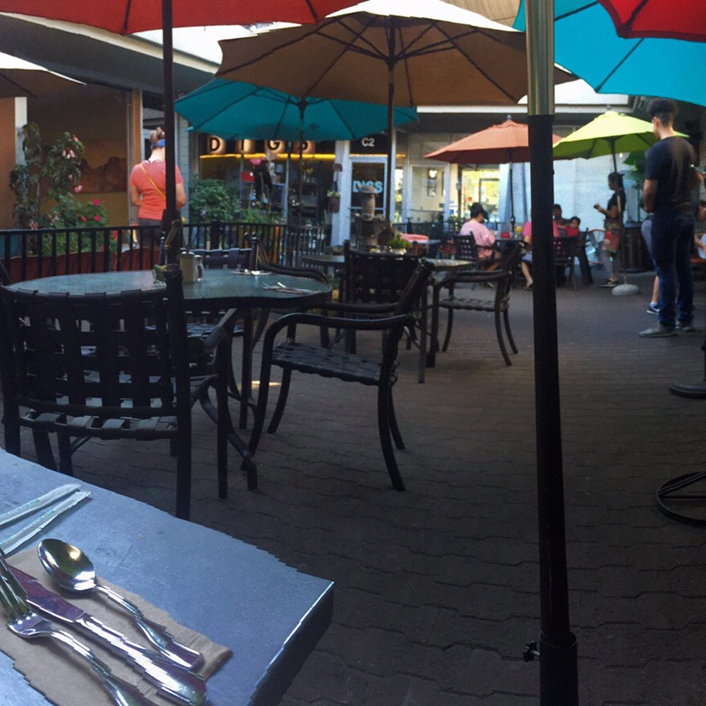 La Mo Cafe - The Patio - Breakfast & Brunch Near Me - Turlock, California La Mo Cafe - The Patio - Breakfast & Brunch Near Me - Turlock, California