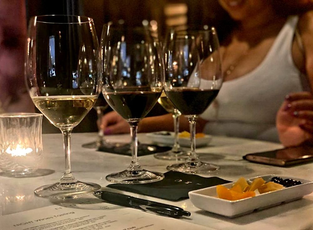 NIGHT Wines Logo
