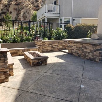 Smith Landscape - Patio, BBQ, and fire pit. - Landscaping Near Me Smith Landscape - Patio, BBQ, and fire pit. - Landscaping Near Me