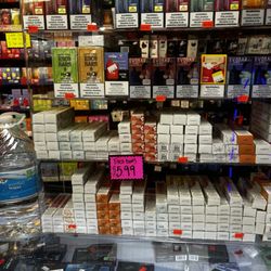 Buzz Smoke & Vape - My favorite, the disposable vape sales section!!!