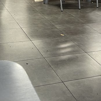 Burger King - Napkins and food on floor - Fast Food Near Me - Marysville, Washington Burger King - Napkins and food on floor - Fast Food Near Me - Marysville, Washington