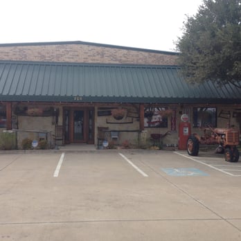Barnett & McKee Cabinets - Cabinetry Near Me - Lewisville, Texas Barnett & McKee Cabinets - Cabinetry Near Me - Lewisville, Texas
