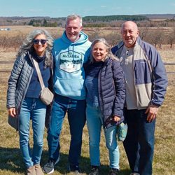 Folklor Wine & Cider - Out in the beautiful fields!