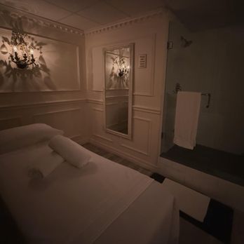 Alpha Care Massage Spa - A calm, private space designed for your comfort and relaxation. - Beauty & Spas Near Me - North York, Ontario Alpha Care Massage Spa - A calm, private space designed for your comfort and relaxation. - Beauty & Spas Near Me - North York, Ontario