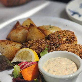 Anchor Oyster Bar - Crab cakes - Seafood Near Me - San Francisco, California Anchor Oyster Bar - Crab cakes - Seafood Near Me - San Francisco, California