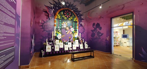 Museo de las Americas by null
