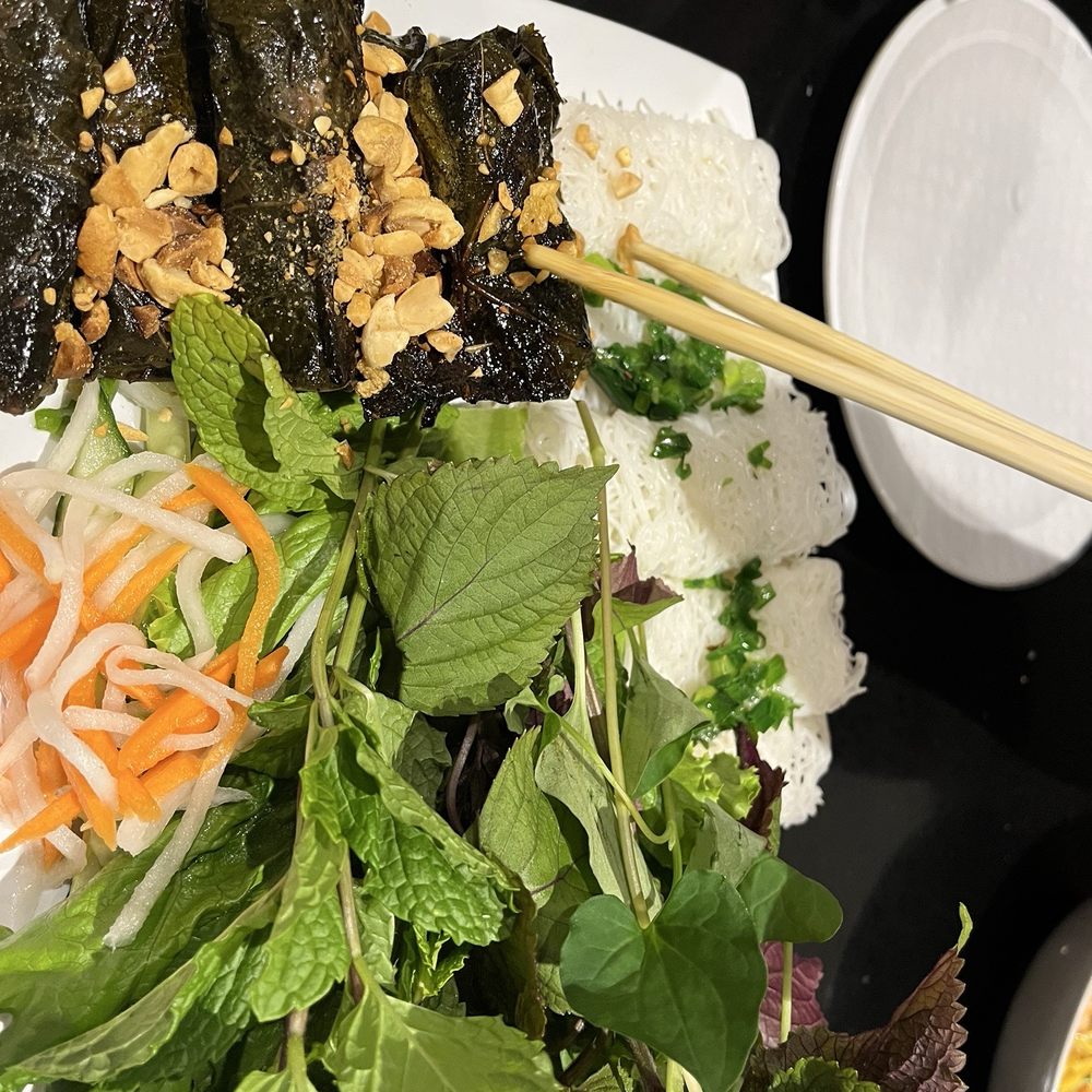 Saigon Jade Restaurant - Delicious - Vietnamese Near Me - Mesa, Arizona Saigon Jade Restaurant - Delicious - Vietnamese Near Me - Mesa, Arizona