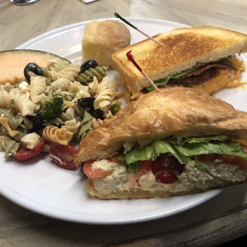 Sweet Tea & Biscuits Cafe - Sandwiches - American Near Me - Tupelo, Mississippi Sweet Tea & Biscuits Cafe - Sandwiches - American Near Me - Tupelo, Mississippi